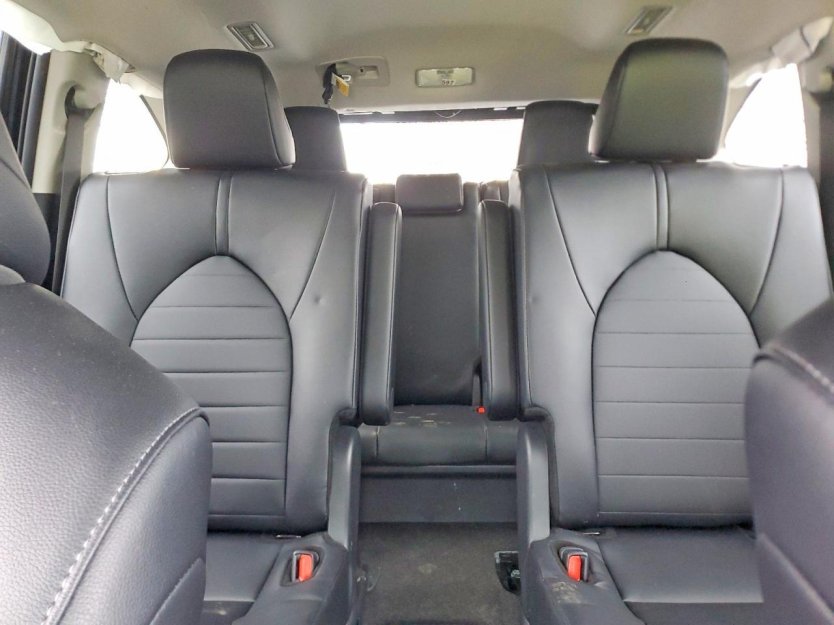 Salvage 2026 Toyota Highlander Xle