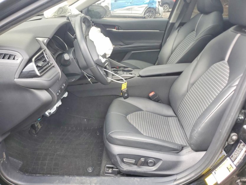 Salvage 2023 Toyota Camry Se