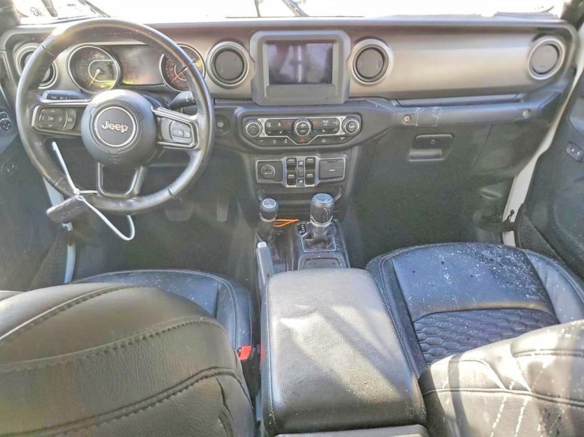 Salvage 2022 Jeep Gladiator 