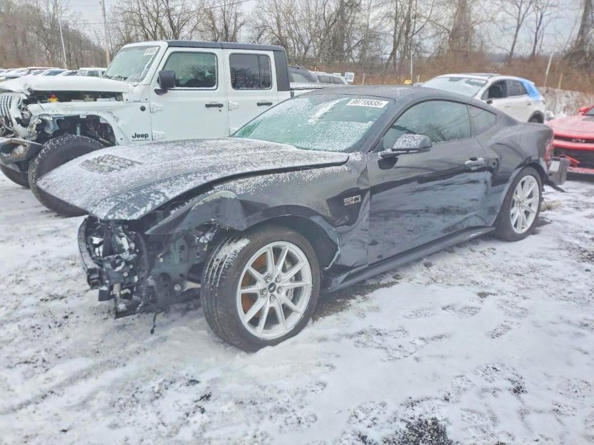 Salvage 2024 Ford Mustang Gt