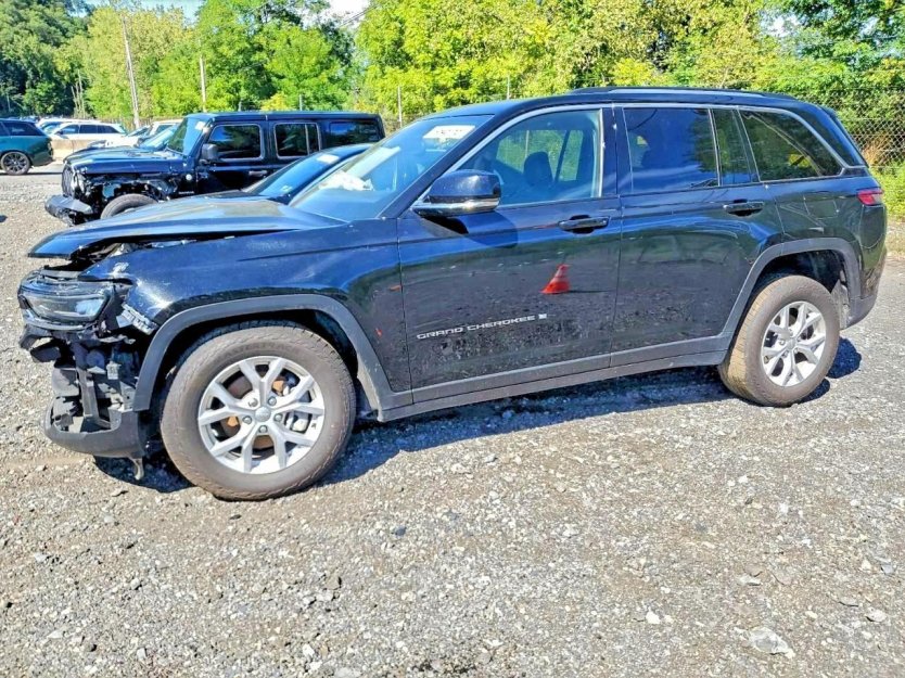 Salvage 2023 Jeep Grand Cherokee Limited