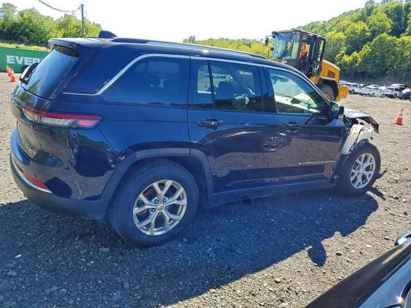 Salvage 2023 Jeep Grand Cherokee Limited