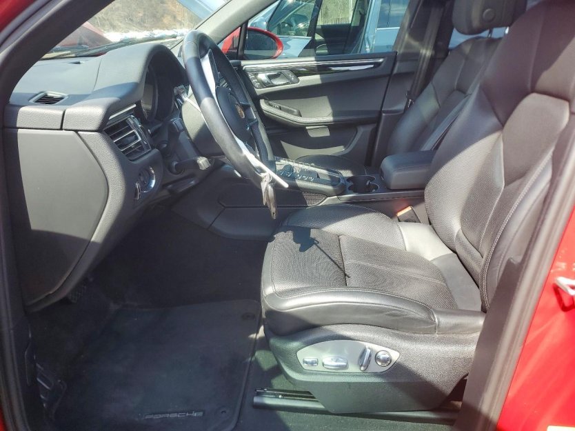 Salvage 2021 Porsche Macan S