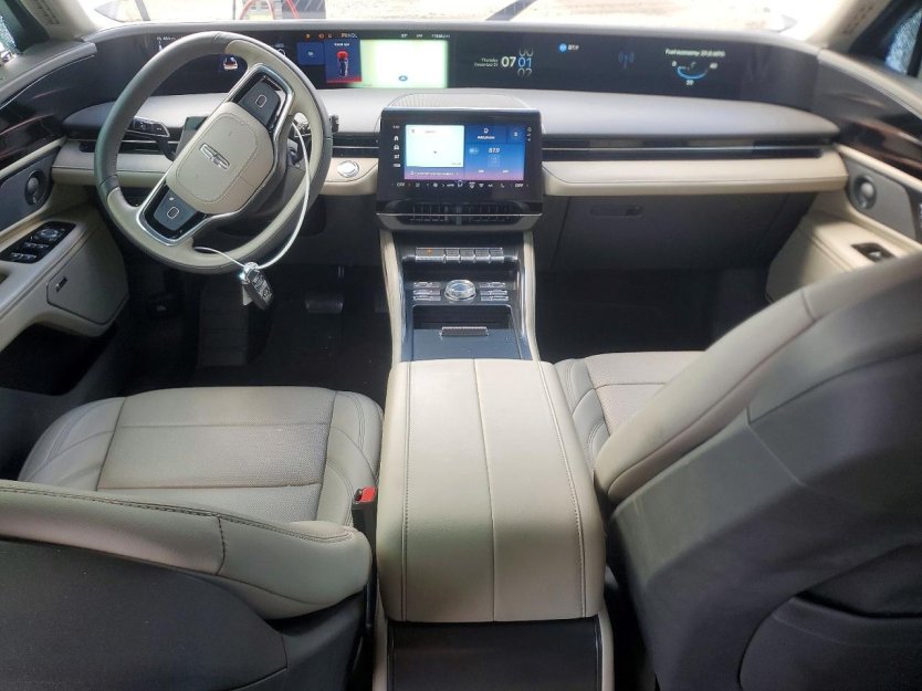 Salvage 2024 Lincoln Nautilus Premiere