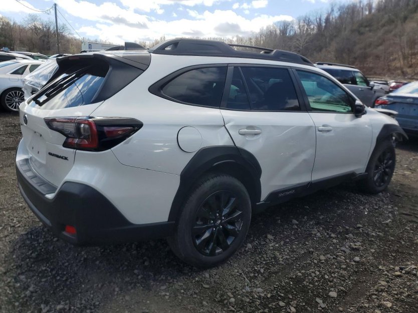 Salvage 2025 Subaru Outback Onyx Edition