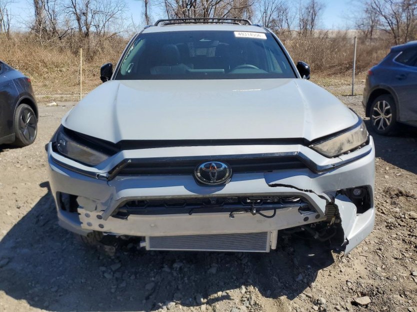 Salvage 2025 Toyota Grand Highlander Hybrid Nightshade