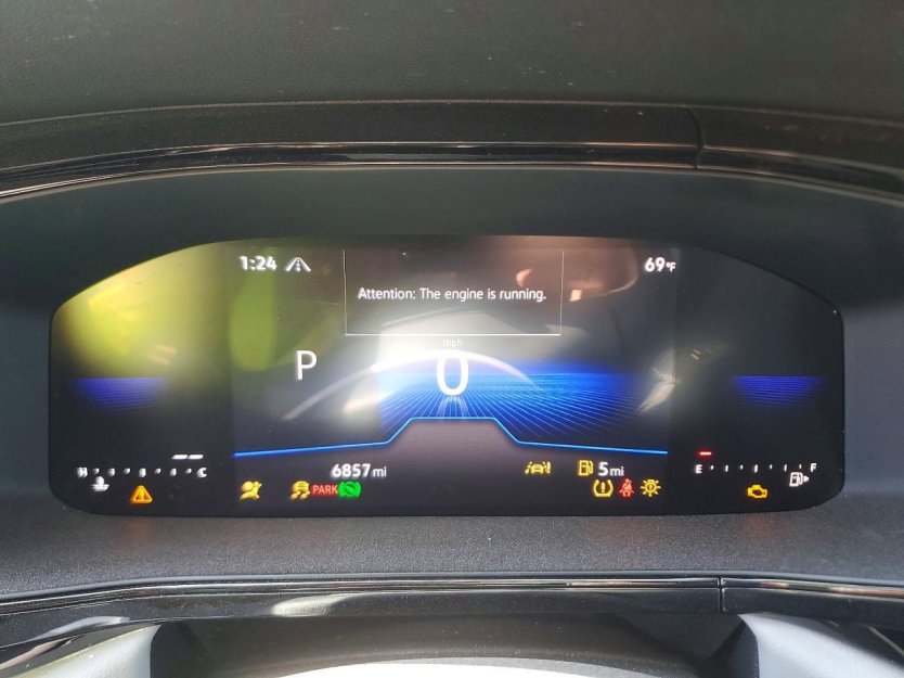 Salvage 2024 Volkswagen Taos 