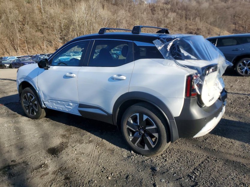 Salvage 2026 Nissan Kicks Sv