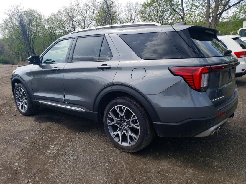Salvage 2025 Ford Explorer Platinum