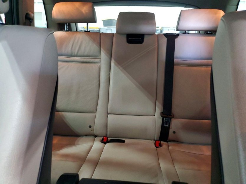 Salvage 2012 Bmw X5 Xdrive35d