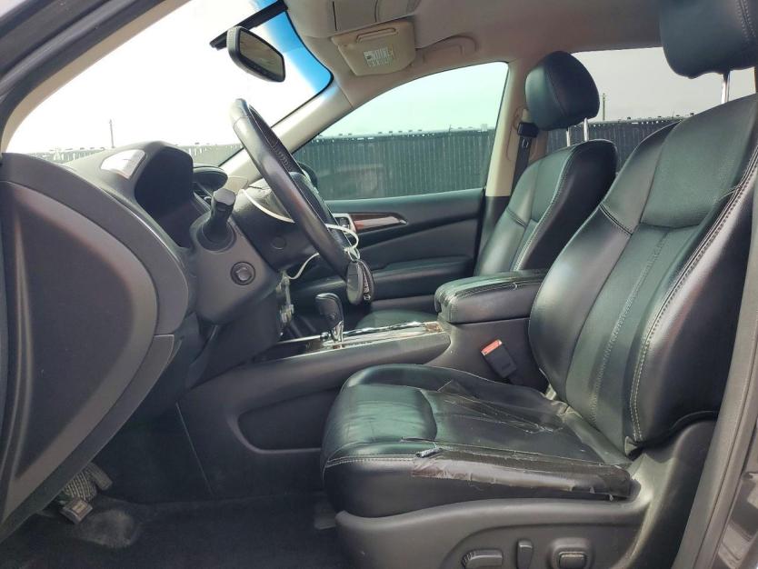 Salvage 2014 Nissan Pathfinder Platinum