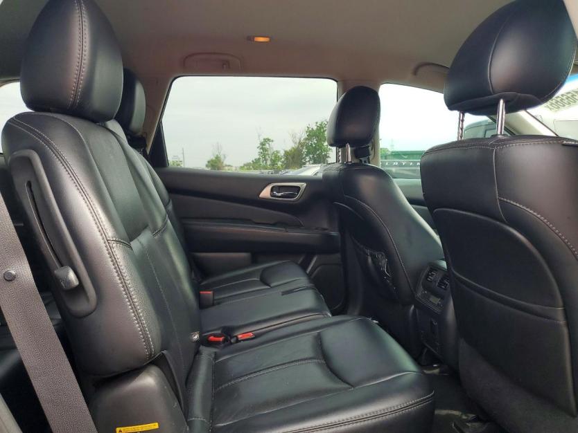 Salvage 2014 Nissan Pathfinder Platinum
