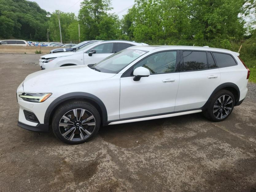 Salvage 2026 Volvo V60 Cross Country Ultra