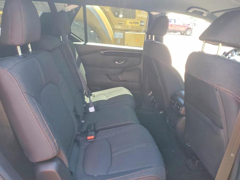 Salvage 2025 Honda Pilot Sport