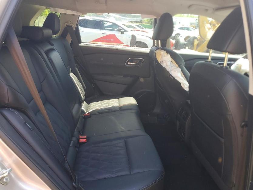 Salvage 2025 Nissan Rogue Platinum