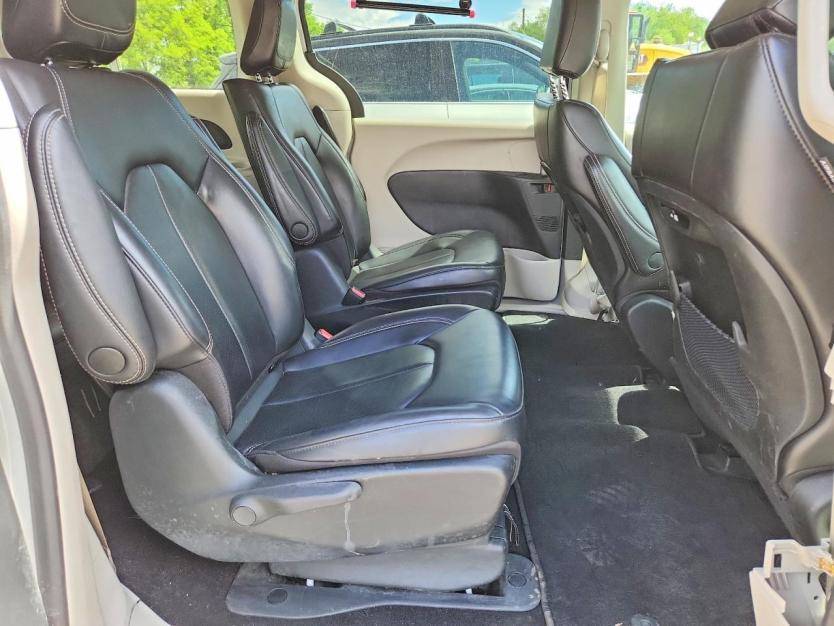 Salvage 2023 Chrysler Pacifica Hybrid Touring L