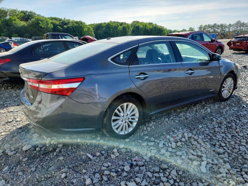Salvage 2015 Toyota Avalon Hybrid Xle Premium