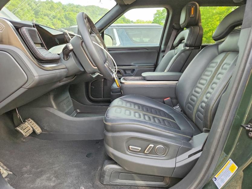 Salvage 2024 Rivian R1s Adventure
