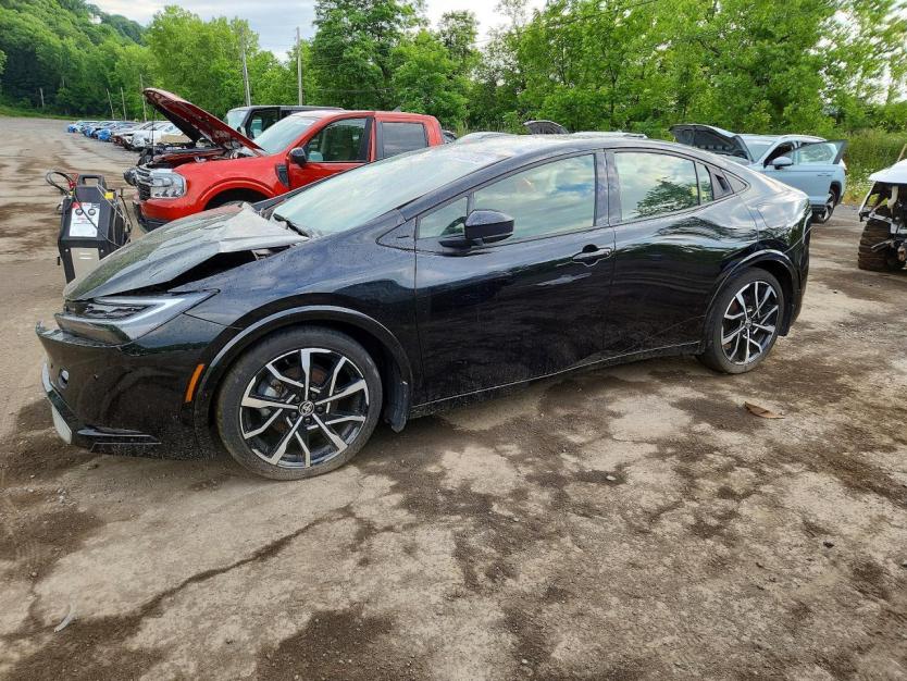 Salvage 2024 Toyota Prius 