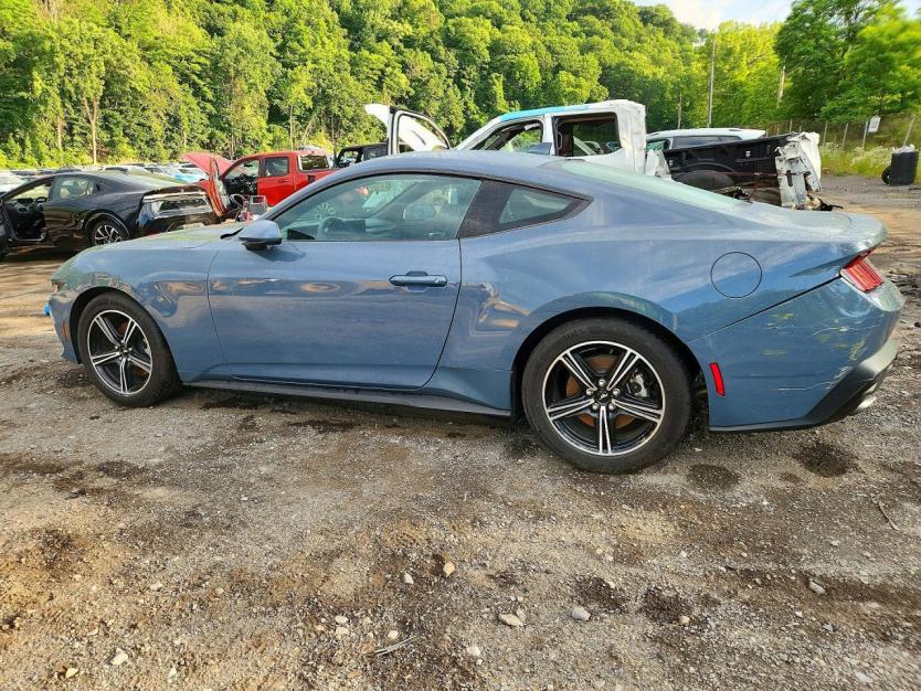 Salvage 2025 Ford Mustang 