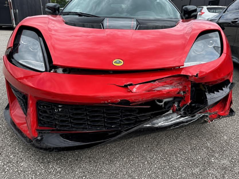 Salvage 2017 Lotus Evora 400