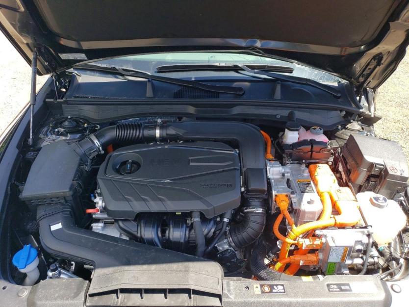 Salvage 2025 Hyundai Sonata Hybrid