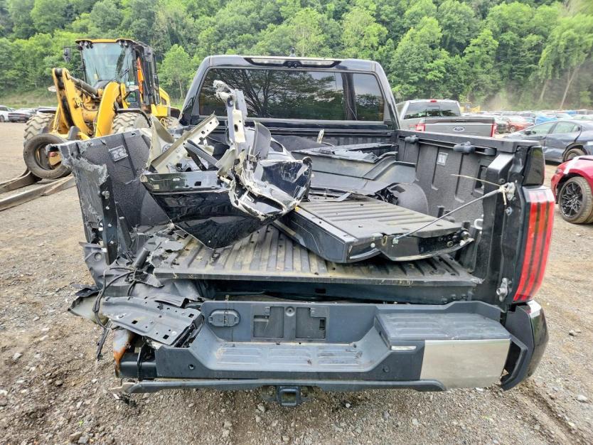 Salvage 2023 Toyota Tundra Limited