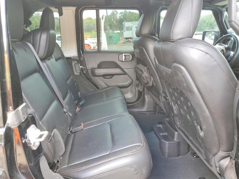 Salvage 2023 Jeep Wrangler Rubicon 392