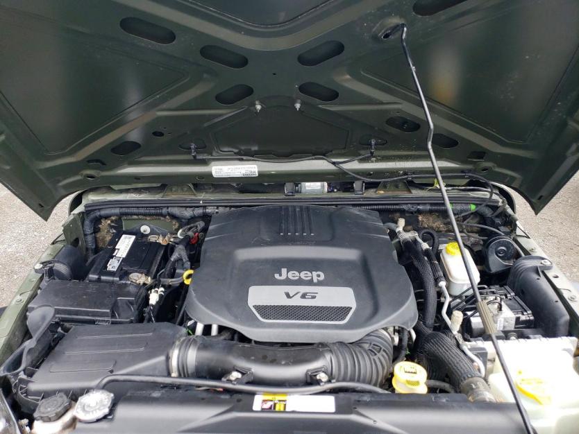 Salvage 2016 Jeep Wrangler Unlimited Sport