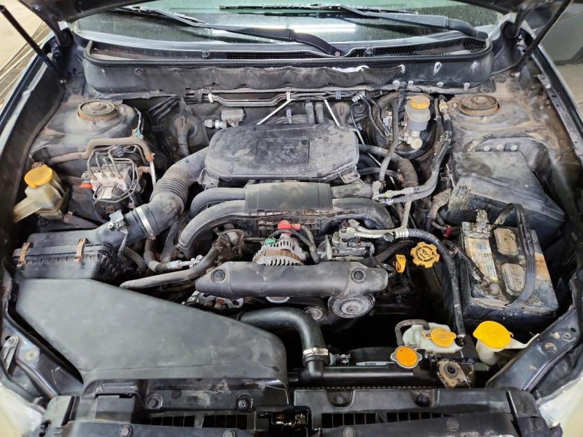 Salvage 2011 Subaru Outback Limited