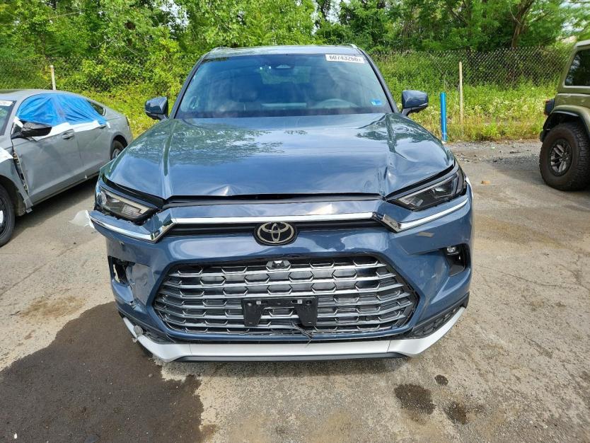 Salvage 2026 Toyota Grand Highlander Hybrid Max Platinum