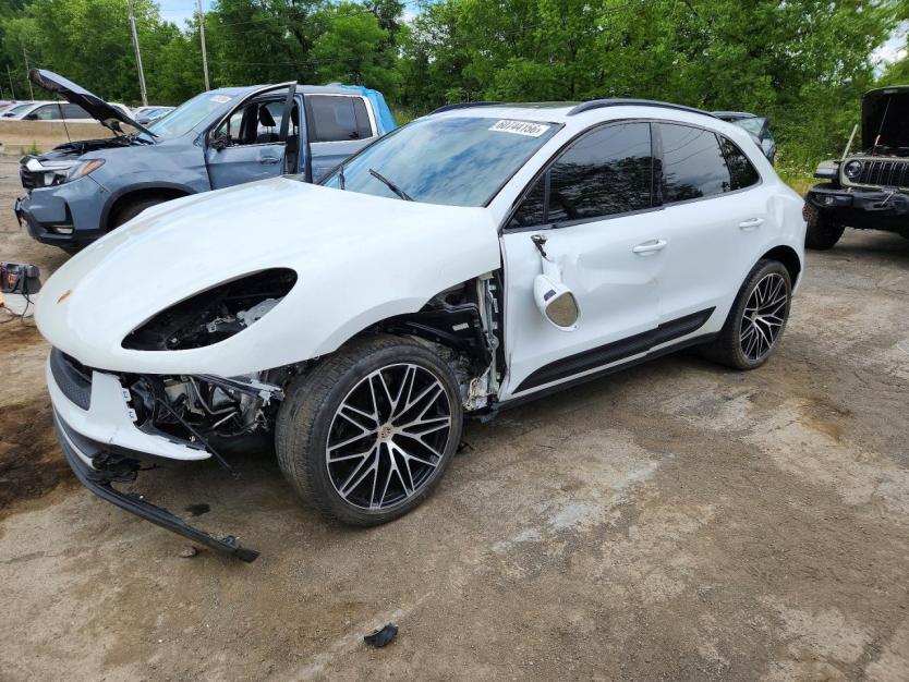 Salvage 2022 Porsche Macan 