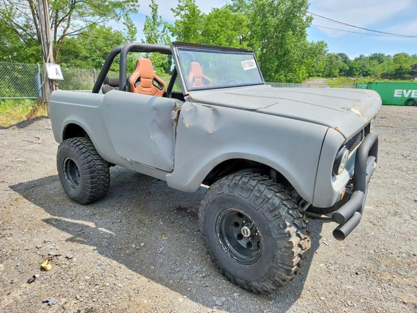 Salvage 1962 International Scout 