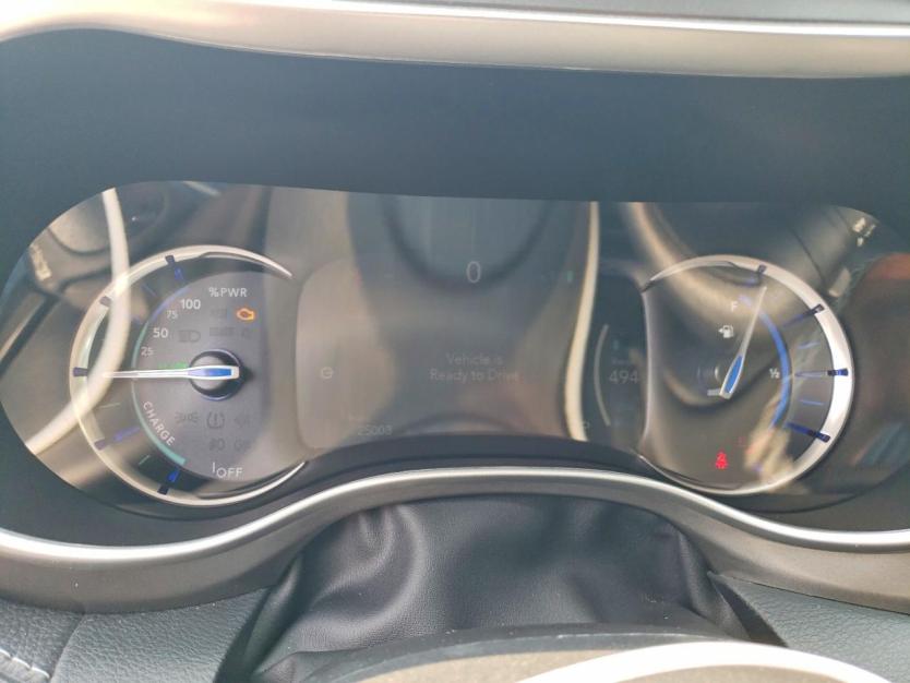 Salvage 2024 Chrysler Pacifica Hybrid Select