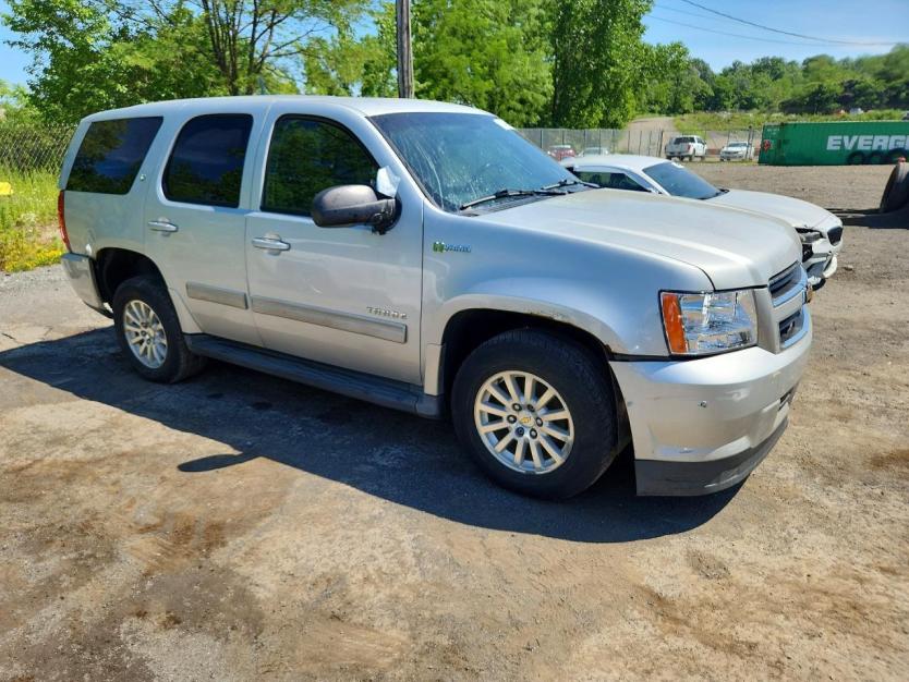 Salvage 2011 Chevrolet Tahoe Hybrid