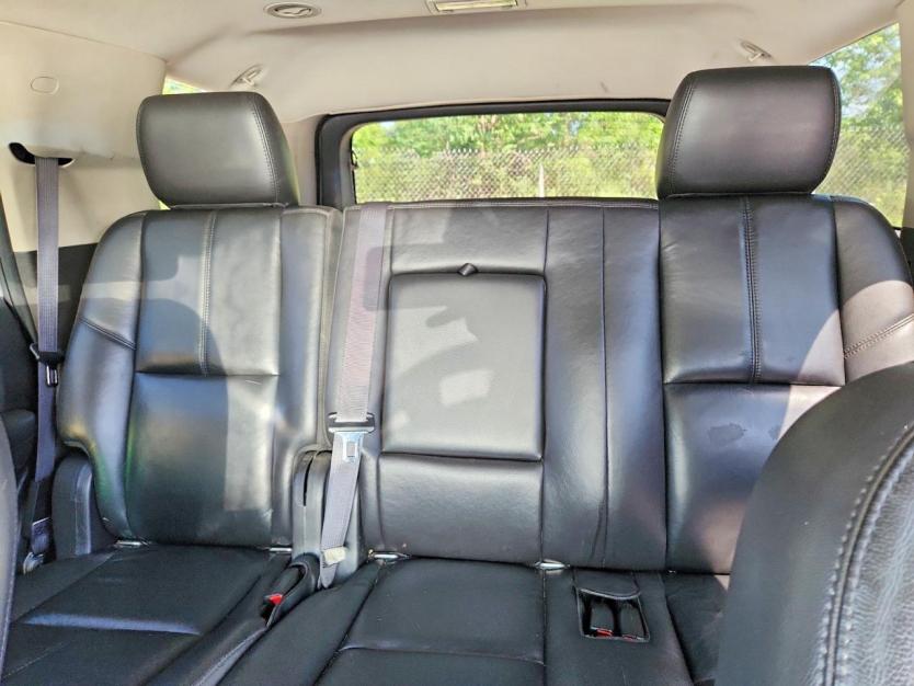 Salvage 2011 Chevrolet Tahoe Hybrid