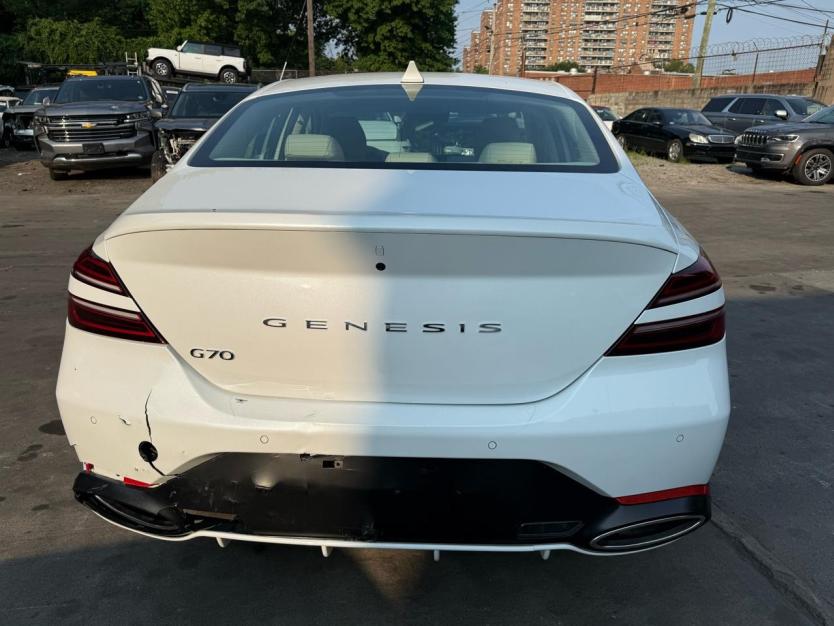 Salvage 2026 Genesis G70 