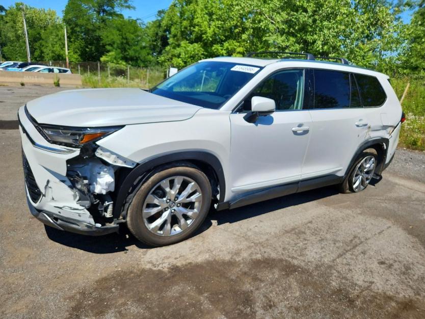 Salvage 2024 Toyota Grand Highlander Hybrid Limited