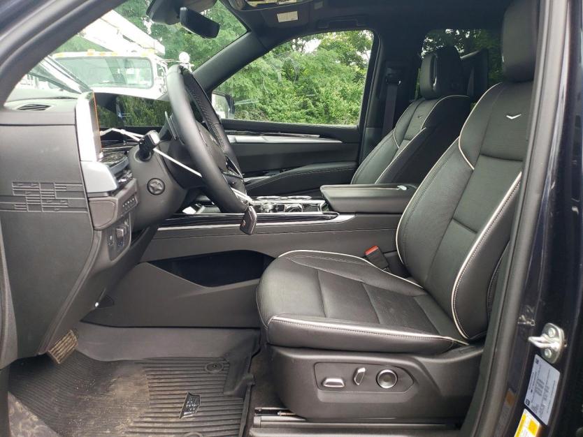 Salvage 2025 Cadillac Escalade Esv Sport