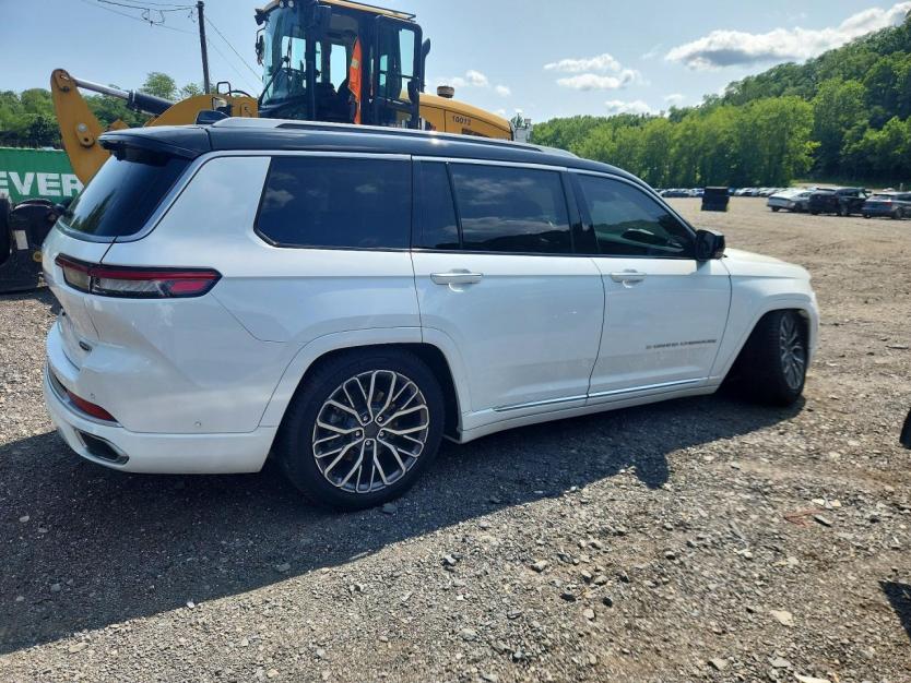 Salvage 2021 Jeep Grand Cherokee L Summit