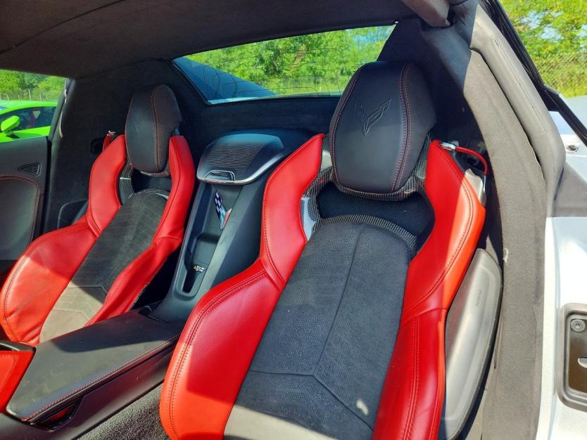 Salvage 2021 Chevrolet Corvette Stingray 3lt