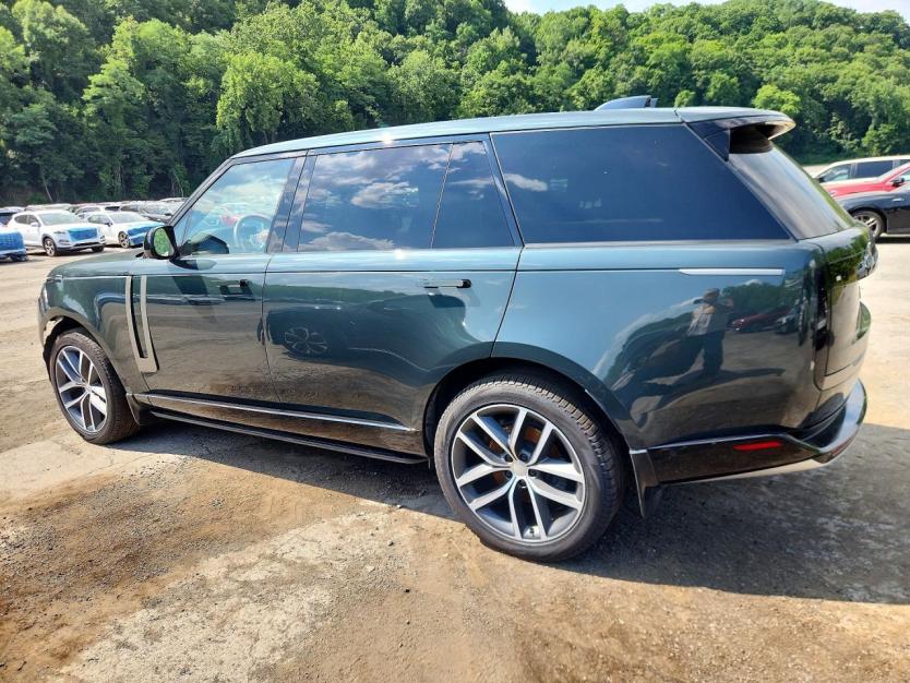 Salvage 2025 Land Rover Rover Range Se