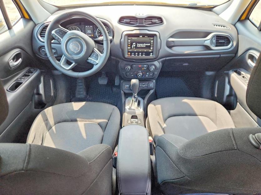 Salvage 2023 Jeep Renegade 