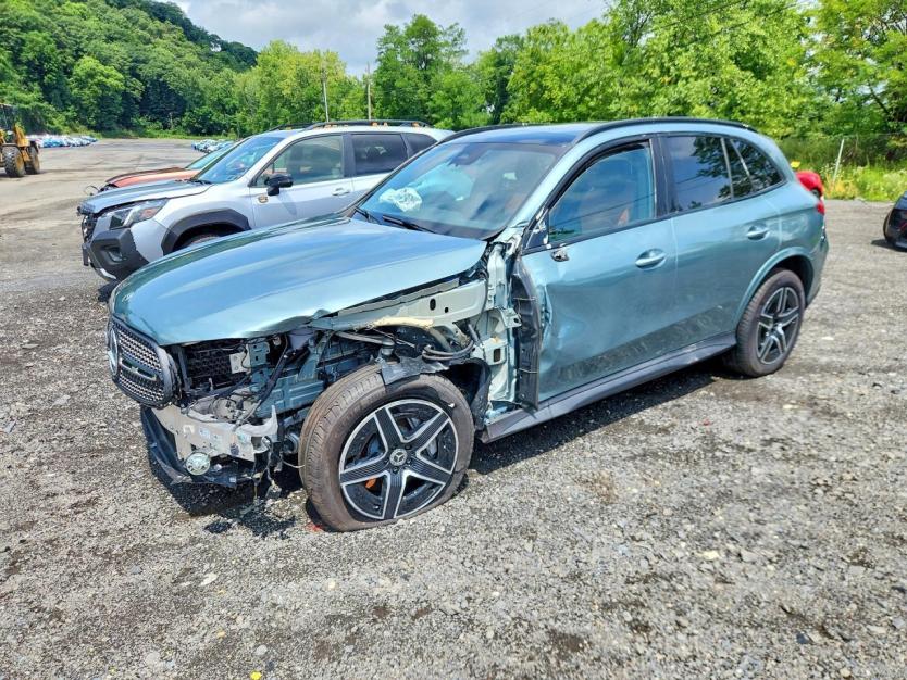 Salvage 2025 Mercedes Benz Glc 300 4matic