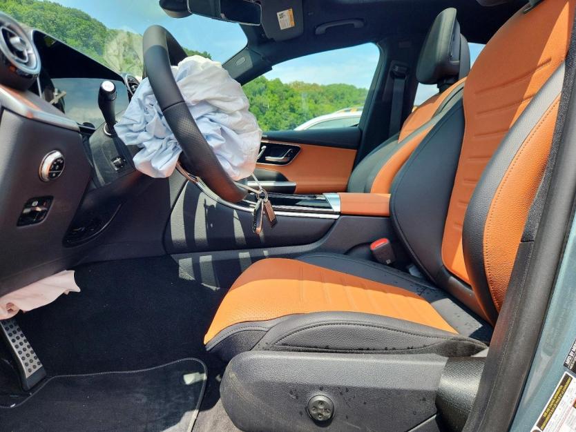 Salvage 2025 Mercedes Benz Glc 300 4matic