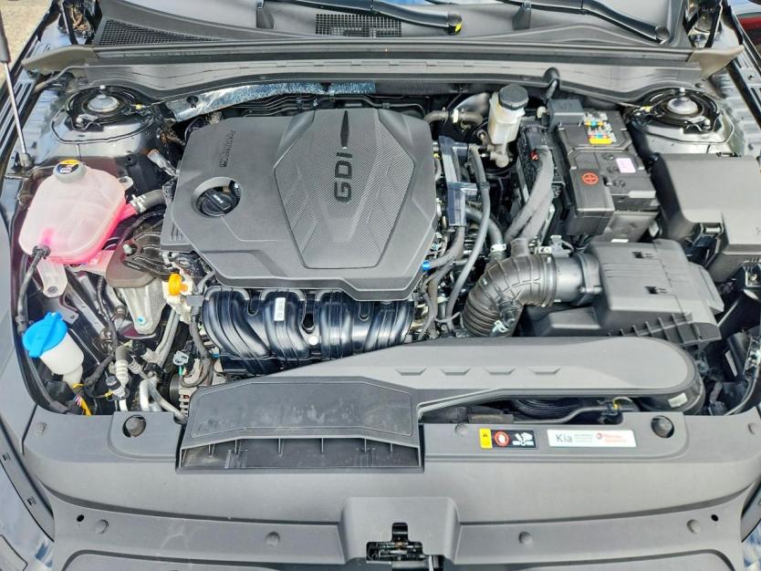 Salvage 2025 Kia K5 Gt Line