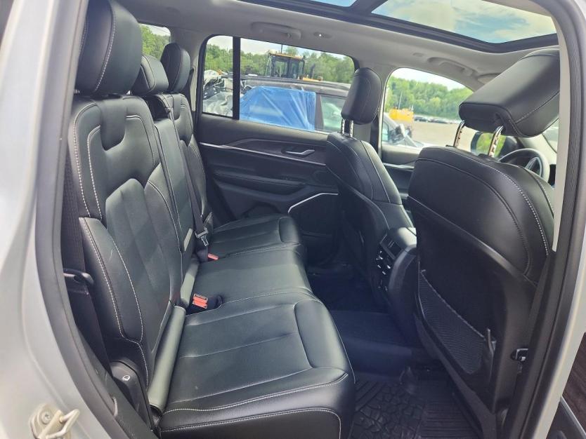 Salvage 2023 Jeep Grand Cherokee Limited 4xe