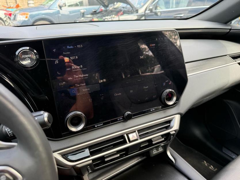 Salvage 2025 Lexus Rx350 H