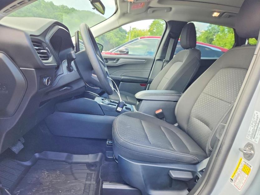 Salvage 2025 Ford Escape Active