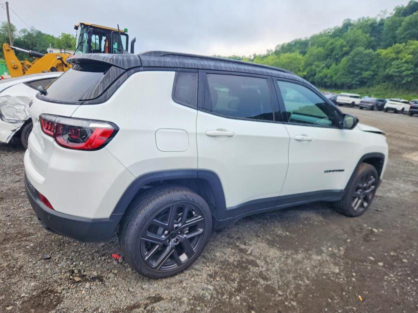 Salvage 2026 Jeep Compass Limited
